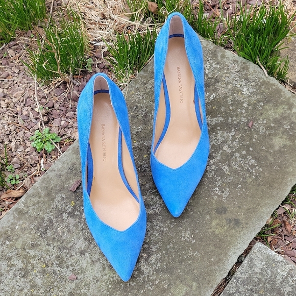 Banana Republic Bright Cobalt Blue Suede Pointed-Toe Pumps - Picture 15 of 17